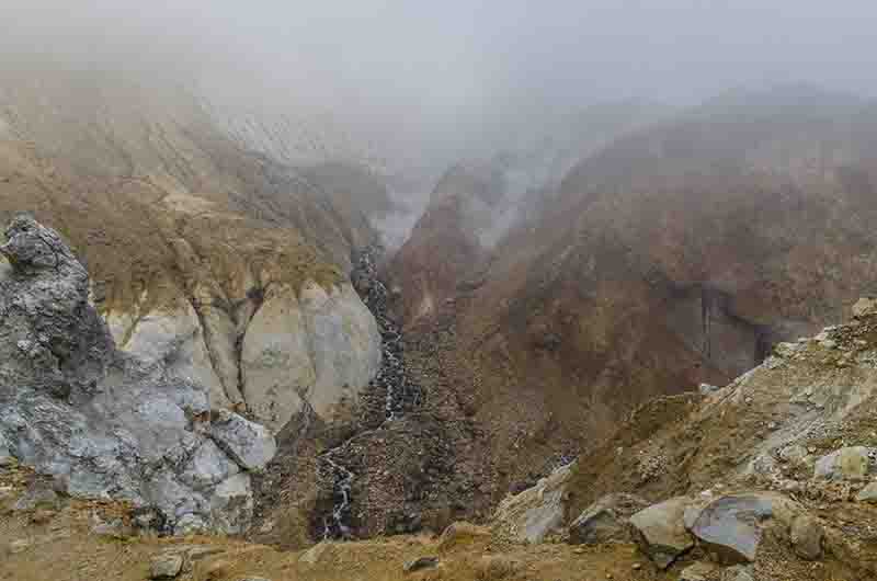 61 - Rusia - Kamchatka - volcan Mutnovsky - interior